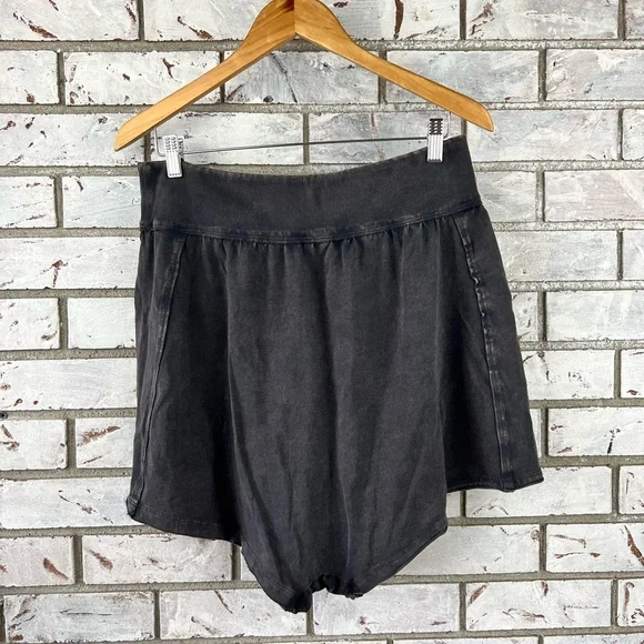 Free People | Hot Shot Harem Short - Picture 9 of 11